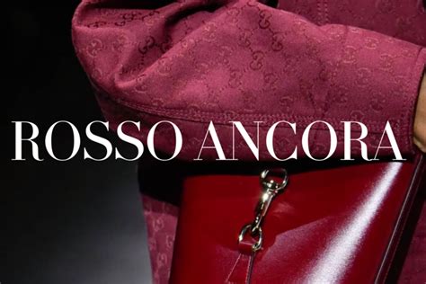 copriletto gucci|Gucci rosso ancora.